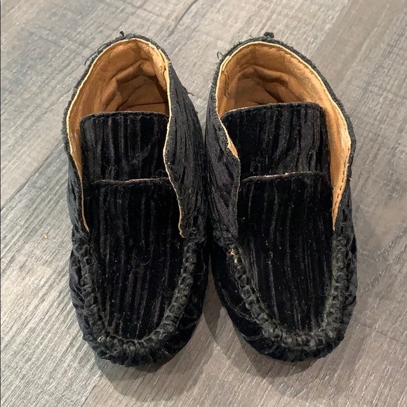 Black velvet Atlanta Moccasins toddler size 22 - Picture 2 of 8
